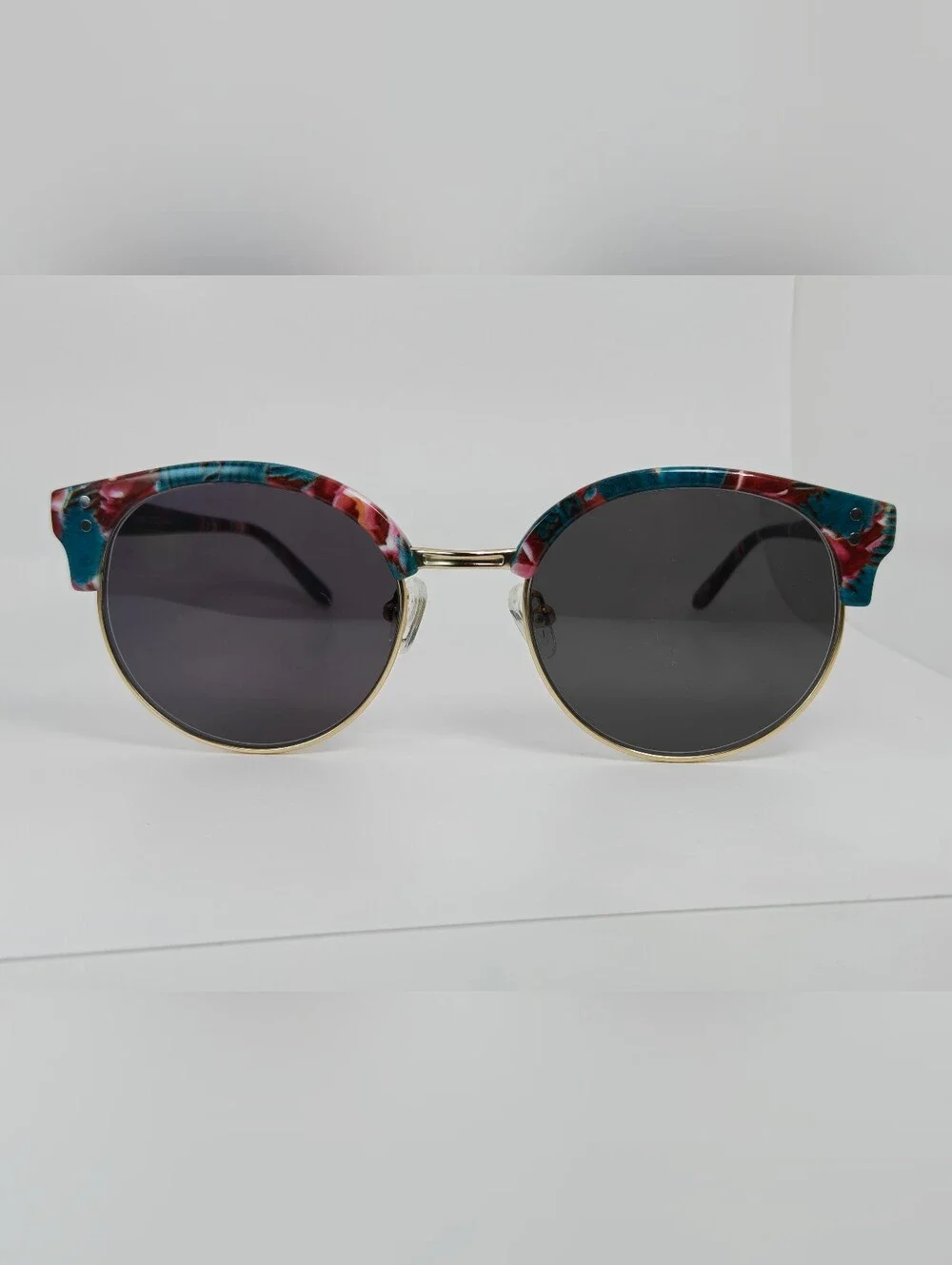 Samba. Round Retro Floral Blue Eyewear for Women.
